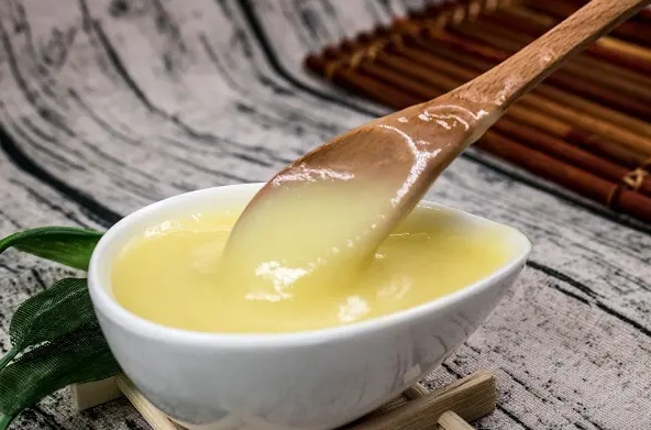 蜂王浆的作用与功效有那些？